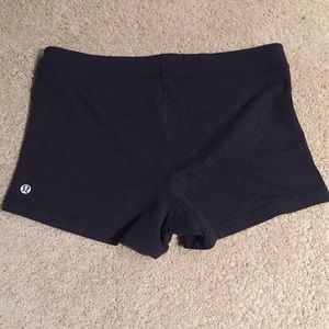 Lululemon stretch shorts
